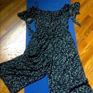 Black and white off the shoulder jumper